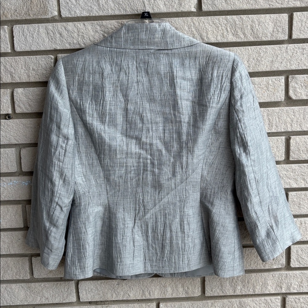 Precis Petite Gray/Silver Linen Blend Blazer with Double Collar and 3/4 Sleeves - Picture 6 of 7